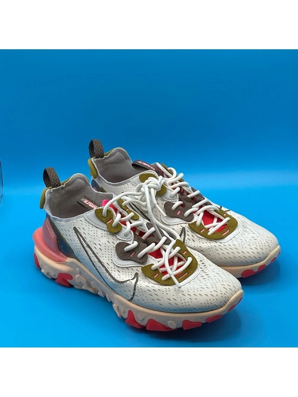 Nike Women's Sneakers - White, Olive, Coral